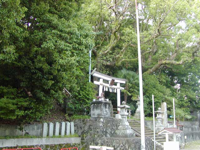 八立稲神社